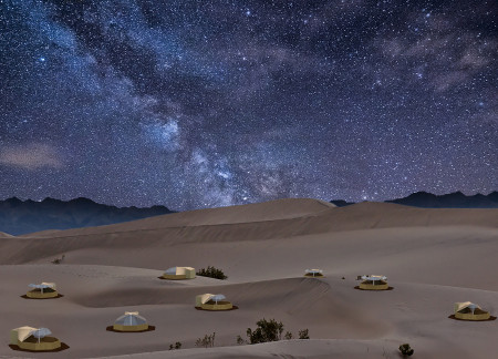 Octagonal Canopy Structures in Natural Fabrics for Desert Hospitality  