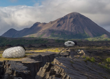 Translucent ETFE Facades Merging With Volcanic Landscapes In A Multi-Functional Viewing Retreat
