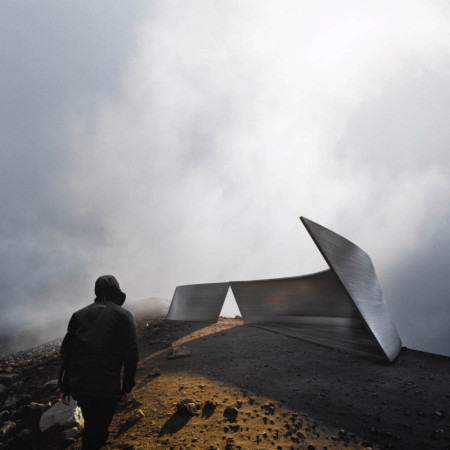 Reflective Stainless Steel and Curvilinear Forms Embracing the Landscape في Mountainous Habitat  